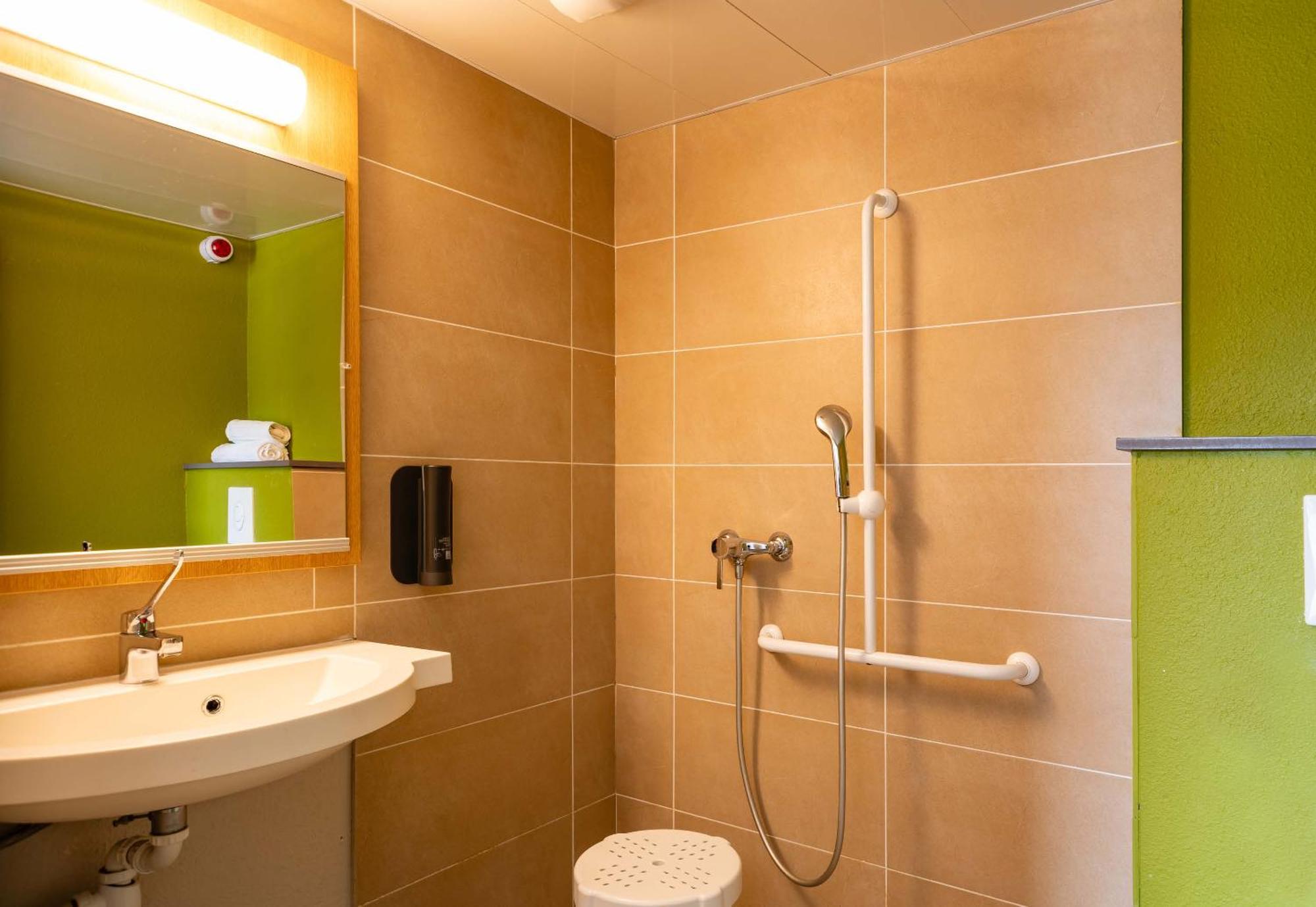 Hotel Aubenas 2*